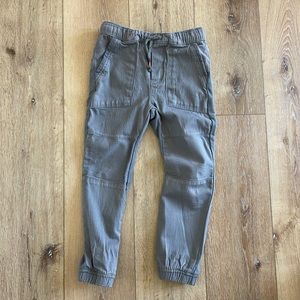 Zara Boys Gray Khaki Joggers, size 7
